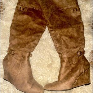Wedge Boots suede